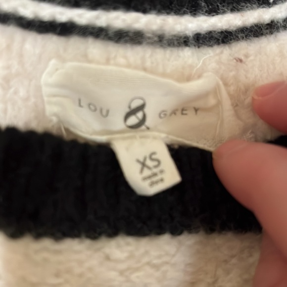 Lou and Grey Wool Sweater! - Picture 2 of 3